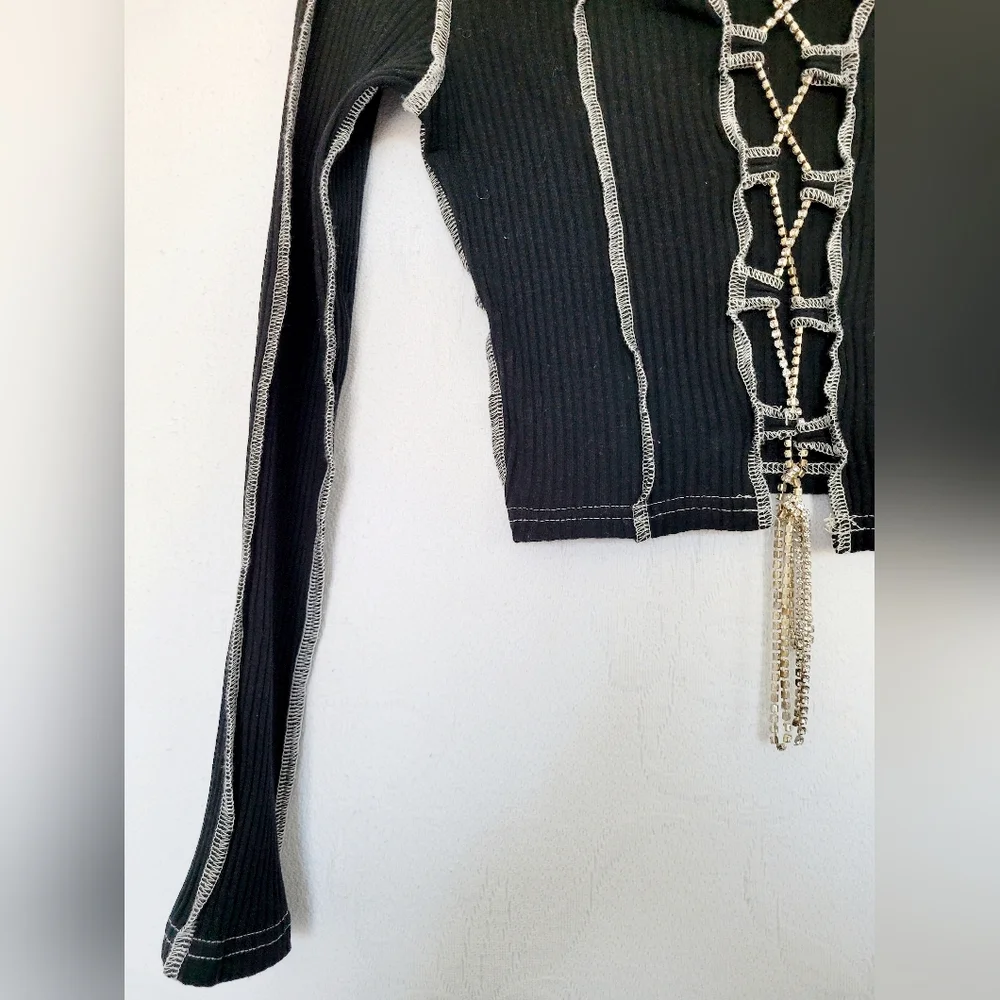 Rhinestone Crop Top Ribbed Contrast Stitching Black Lace Up Front XS